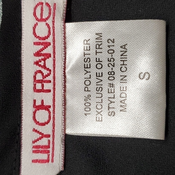 Lilly og France, slip looks vintage. Black with white lace pleated bottom Size S - Picture 6 of 7